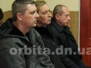 Оглашен приговор должностным лицам Мирноградского ПУВКХ по делу о гибели ребенка в яме с водой
