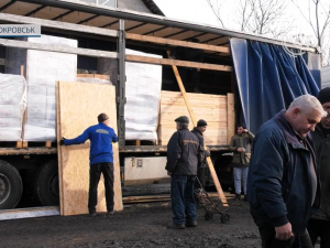 Покровськ отримав від благодійників будматеріали для відновлення житла 