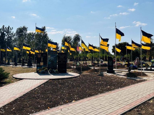 У Покровську вшанували пам’ять полеглих за Україну Захисників і Захисниць