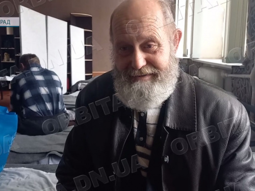 На рикші з прифронтового міста: житель Білицького подолав 15 кілометрів пекла