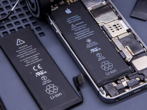 ЄС вводить жорсткі правила для всіх смартфонів та планшетів