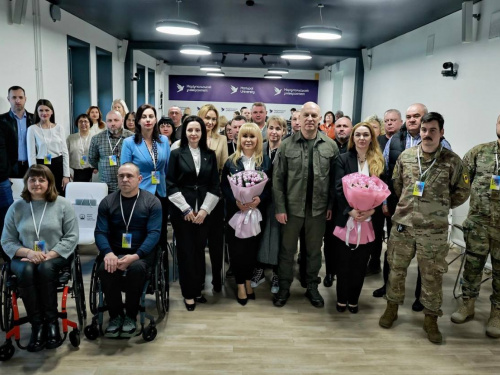 Офлайн-освіта як крок до безбар’єрності: досвід Покровської громади представили на форумі