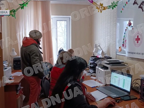 Допомога, що рятує: Мирноградський Червоний хрест опікується тисячами ВПО