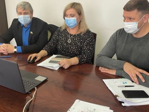 В Покровске планируют выделить средства на кислородные концентраторы и помощь УСЗН
