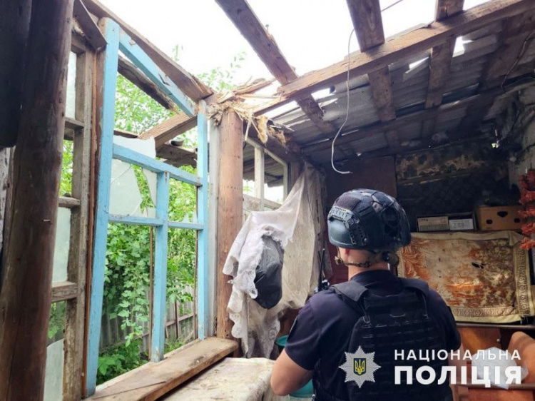 За добу окупанти обстріляли 12 населених пунктів Донеччини