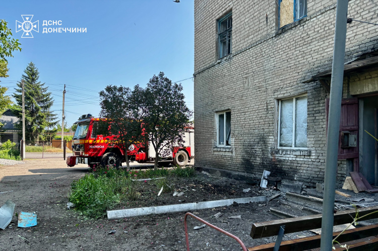 У Родинському ворог обстріляв пожежну частину вдруге за тиждень