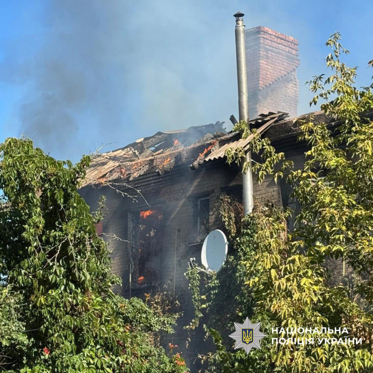 Дві людини загинули, ще 25 поранені через масовані обстріли Донеччини 14 вересня
