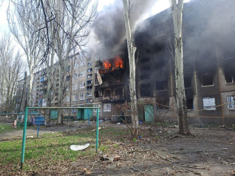 Обстріл Донеччини за добу: вбиті й поранені цивільні мешканці, 30 руйнувань