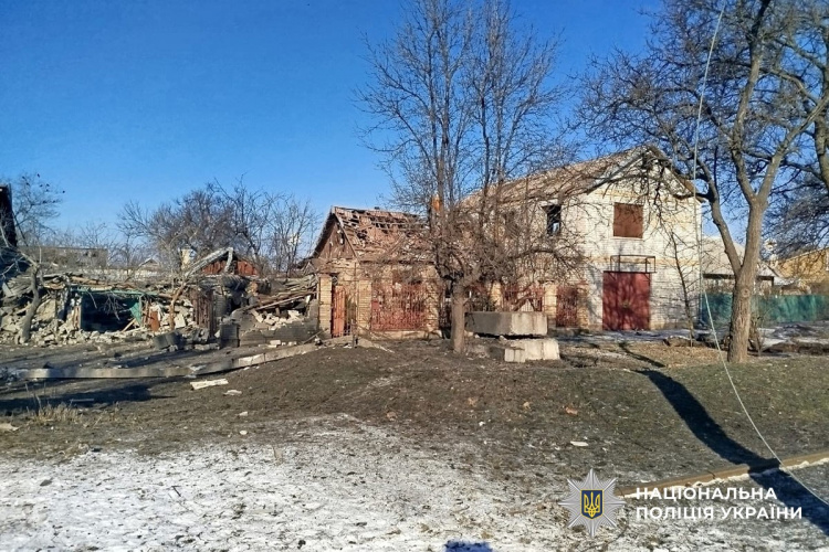 8 загиблих і 21 поранений – наслідки російських обстрілів Донеччини 4 лютого