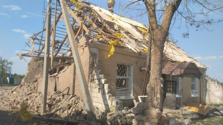 Росіяни зруйнували храм в селі Шахове на Донеччині