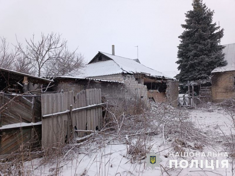 Російські війська завдали 19 ударів по житловому сектору Донеччини