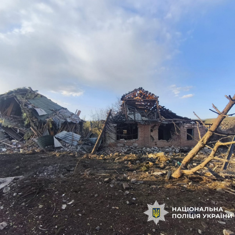 Дві людини загинули, ще три постраждали від російських атак на Донеччині 28 квітня