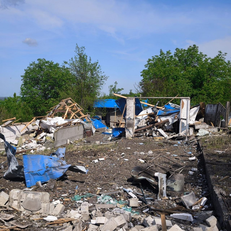 Одна людина загинула, 11 поранені унаслідок ударів росії по Донеччині 20 травня
