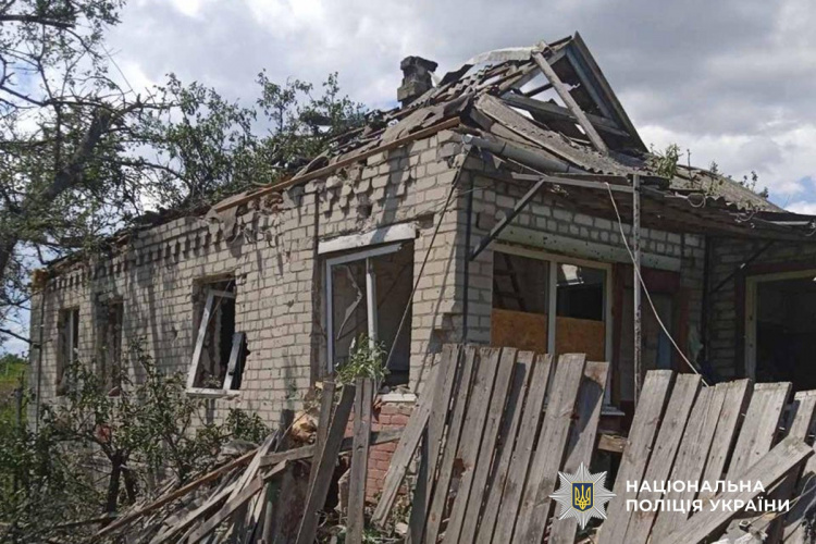 Вісім цивільних поранені, з них двоє дітей, внаслідок російських атак на Донеччині