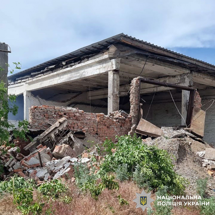 Про двох поранених учора у Покровську повідомили в поліції