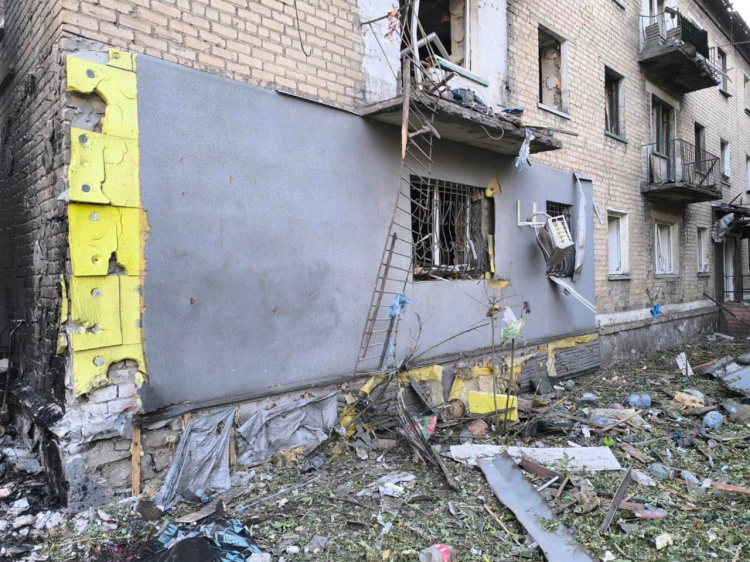 2 загиблих та 7 поранених цивільних: про обстріли Білицького і Родинського 8 липня повідомили в прокуратурі