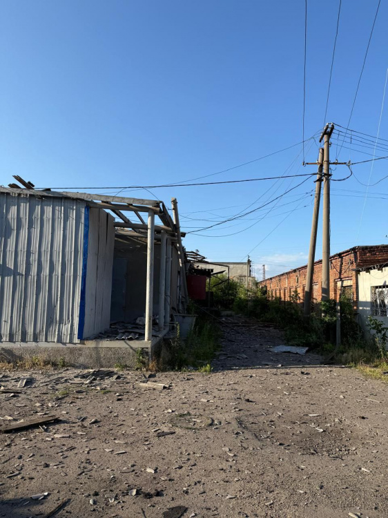У Покровську 29 червня поранено літню жінку
