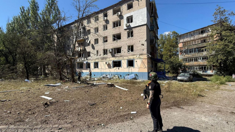 У Добропіллі ворожі обстріли пошкодили пологове відділення