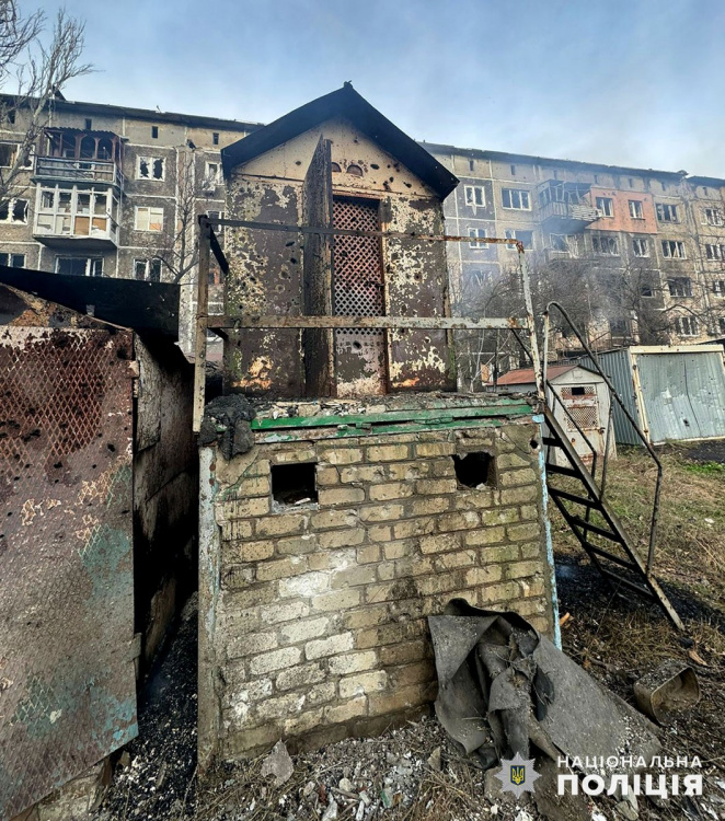 Окупанти атакували 11 населених пунктів Донеччини: двоє цивільних зазнали поранень