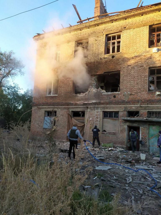Двоє загиблих цивільних та четверо поранених: поліція повідомила про наслідки обстрілів Донеччини за 11 жовтня