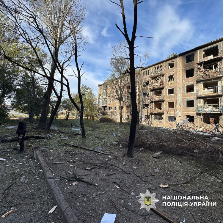 Загиблий та 9 постраждалих: про наслідки атак військ рф на Донеччину 16 вересня повідомили в поліції