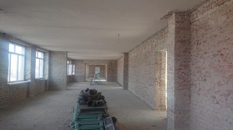 В Мирнограде началась реконструкция школы №8