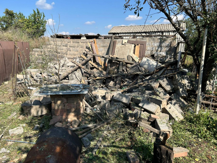 Російські обстріли 8 вересня вбили 6 людей на Донеччині, ще 10 поранені
