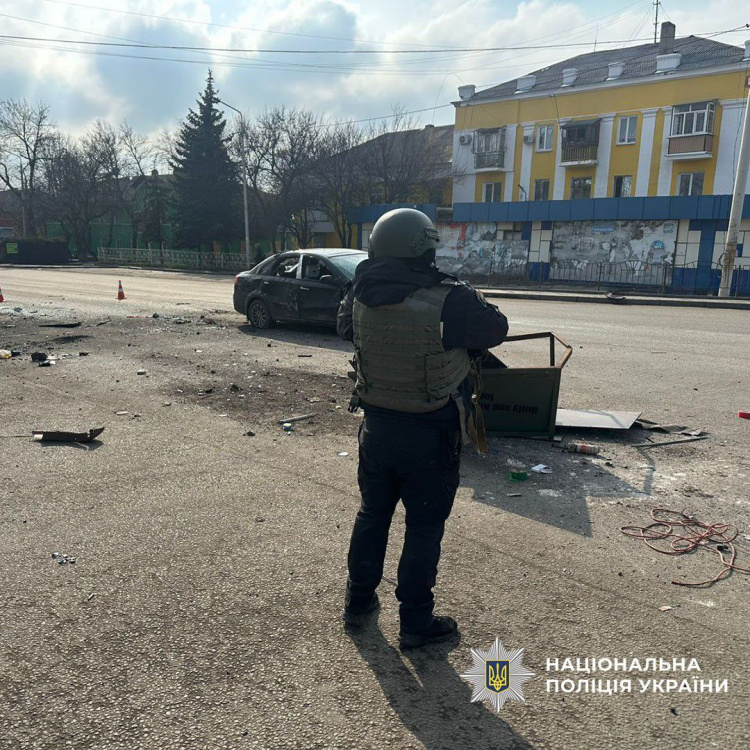 Четверо людей постраждали внаслідок російських обстрілів Донеччини 19 березня