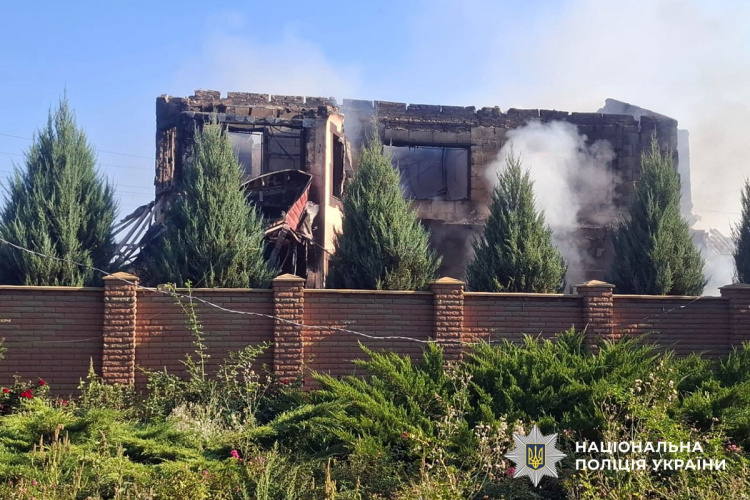Дві людини загинули, семеро зазнали поранень унаслідок обстрілів Донеччини 22 серпня