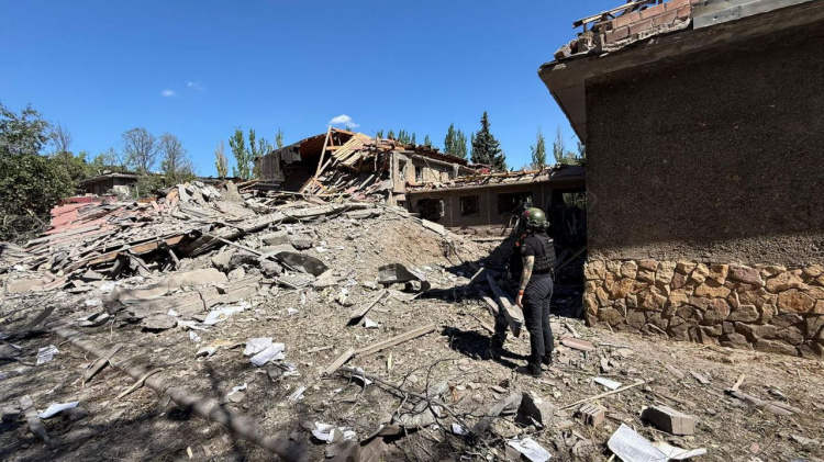 У Добропіллі ворожі обстріли пошкодили пологове відділення