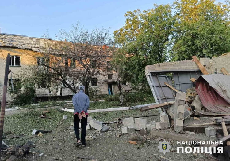 Стало відомо, чим росіяни вдарили по Покровській громаді: наслідки обстрілів Донеччини за минулу добу