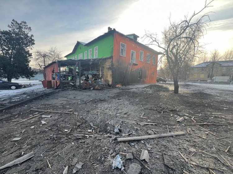 Двоє загиблих, п’ятеро поранених: у поліції повідомили про наслідки обстрілів Донеччини 19 січня