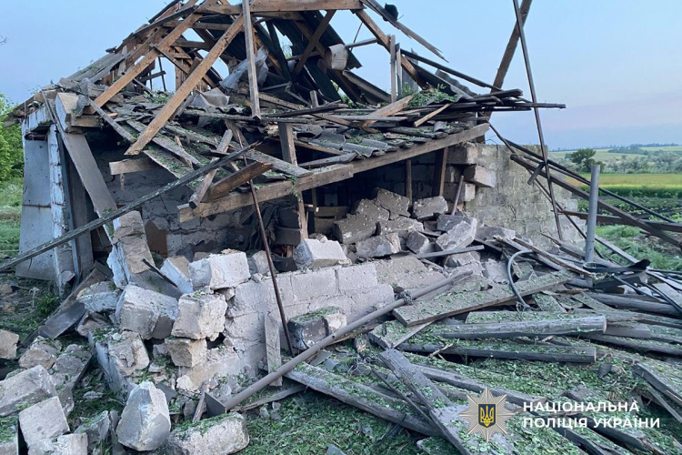 Мирноград пережив 6 обстрілів авіабомбами: наслідки обстрілів Донеччини за минулу добу