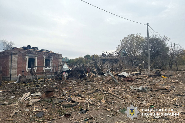 За добу окупанти обстріляли 10 населених пунктів Донеччини, вбили трьох та поранили 11 цивільних