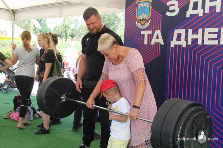 Семейный фестиваль в Покровске – подарок ко Дню города и Дню шахтера от компании «Метинвест»