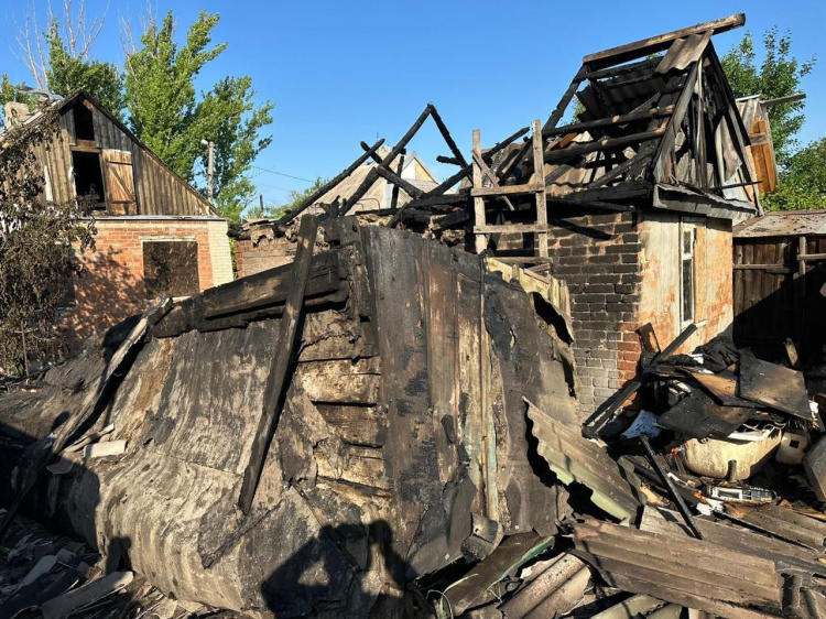 Двоє загиблих, четверо поранених: поліція Донеччини повідомила про атаки минулої доби