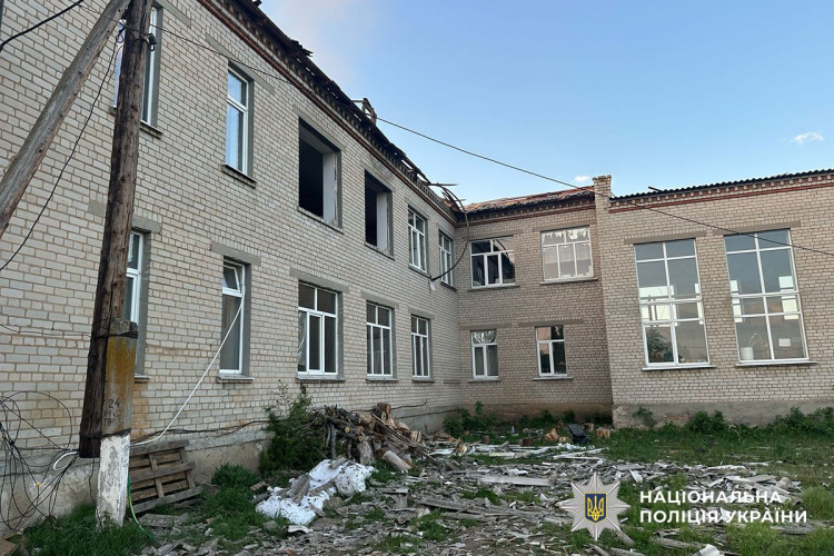 30 квітня одна людина зазнала поранень внаслідок дронових атак на Донеччині