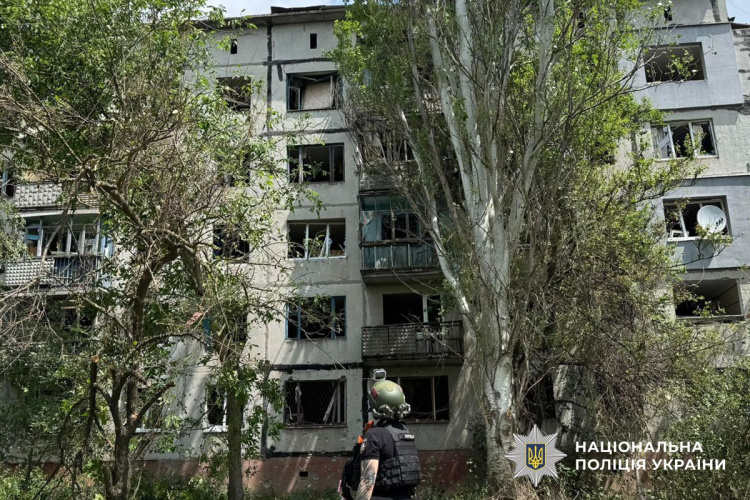 За добу росіяни атакували 10 населених пунктів Донеччини, двоє людей зазнали поранень