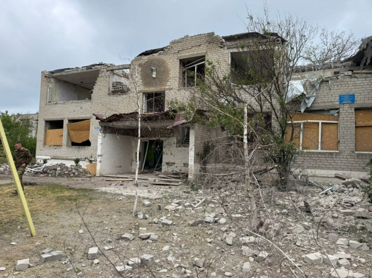 Двоє жителів Донеччини зазнали поранень унаслідок російських атак