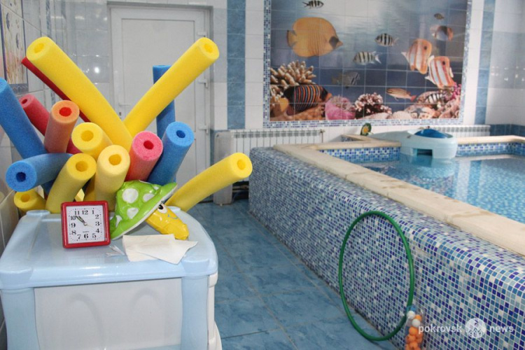 В здоровом теле – здоровый дух: в детском саду «Золотая рыбка» ШУ «Покровское» открылся отремонтированный бассейн