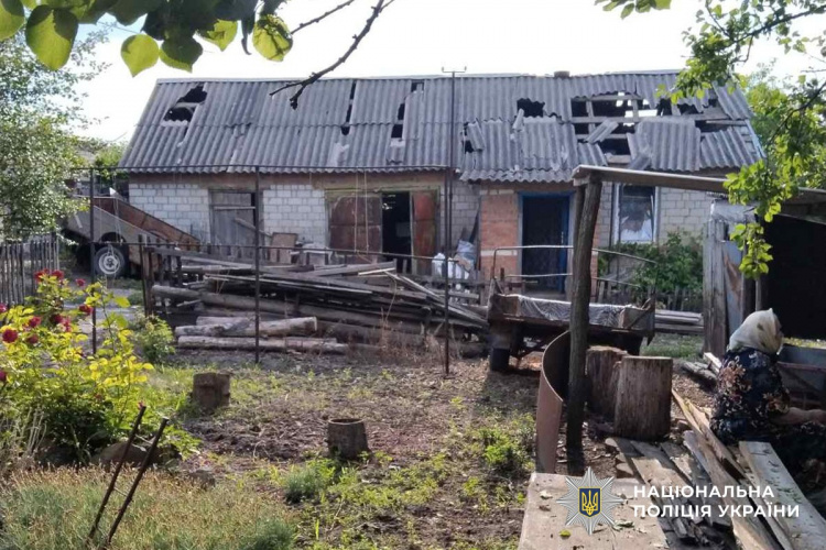 Семеро цивільних загинуло, ще 21 поранений через ворожі обстріли Донеччини 10 липня