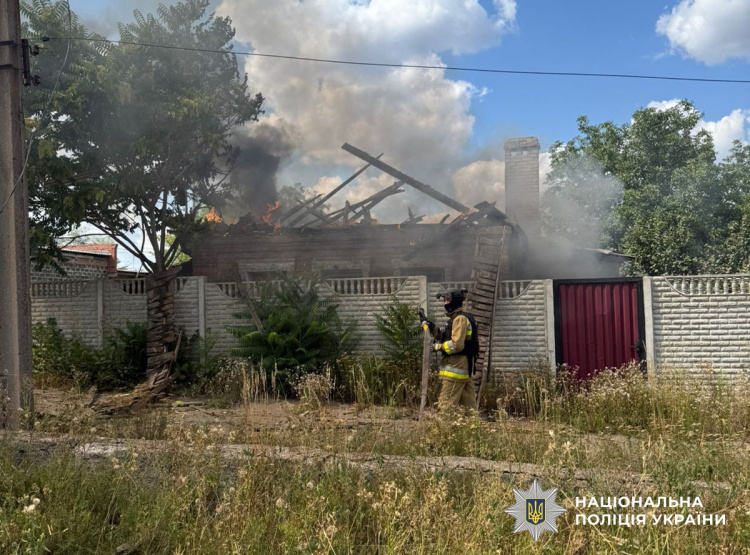 За добу окупанти обстріляли 6 населених пунктів Донеччини: вбили цивільного, ще 3 поранили
