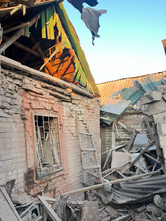 Троє людей поранено через російські атаки на Донеччині 27 лютого