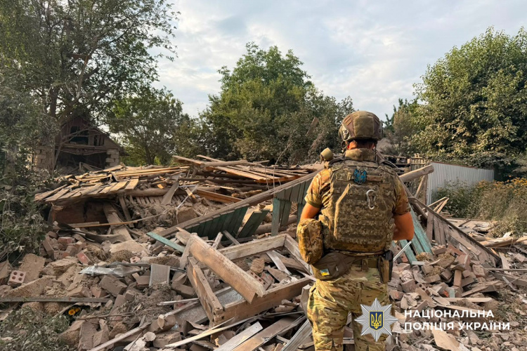 На Донеччині троє цивільних загинуло, 9 поранено за добу внаслідок обстрілів