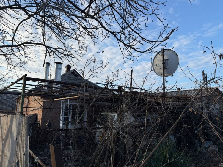 Одна людина загинула, шестеро поранені через атаки росіян на Донеччині 27 березня