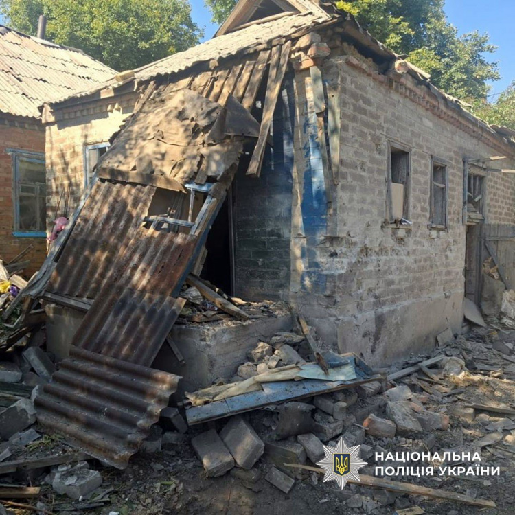 Про наслідки обстрілів Донеччини 6 серпня повідомили в поліції