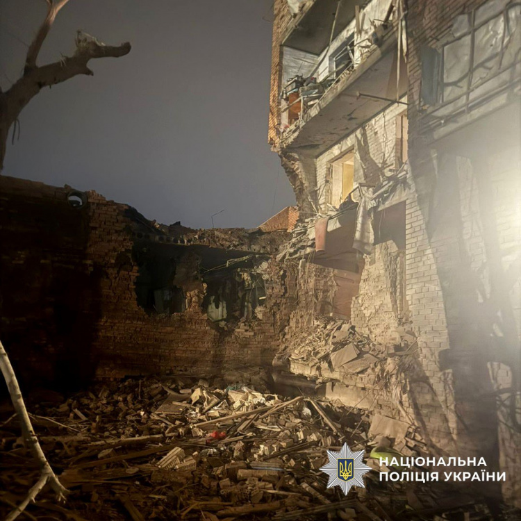 Одна людина загинула й 11 поранених унаслідок російських обстрілів Донеччини 6 грудня