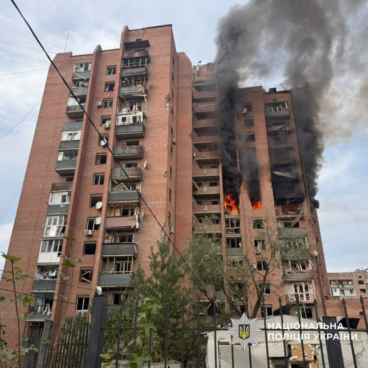 Четверо людей загинули, 10 поранені через російські обстріли Донеччини 22 вересня
