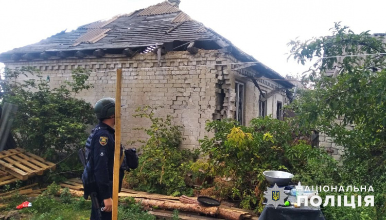 Ворог завдав по Гродівці чотири авіаудари, а під ранок обстріляв Новогродівку