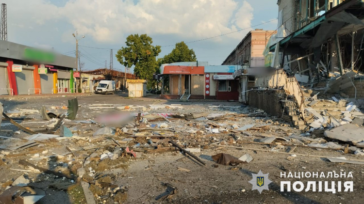 На Покровськ ворог скинув авіабомбу